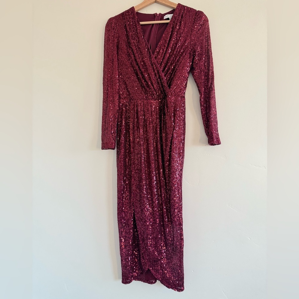 Ivy City Goldie vine Glamorous Long Sleeve Red Sequin Dress size XS - Picture 2 of 11